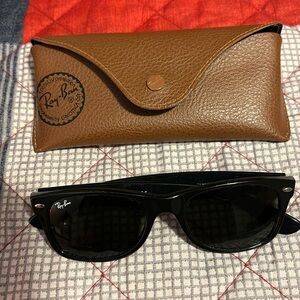 Ray Ban Sun Glasses